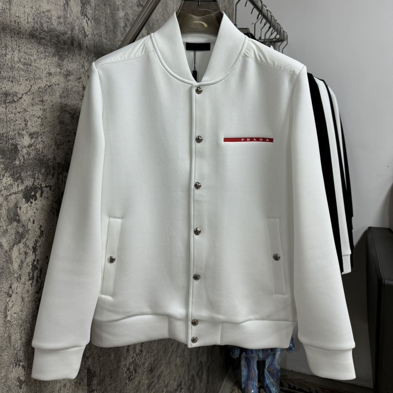 Pra*a outwear